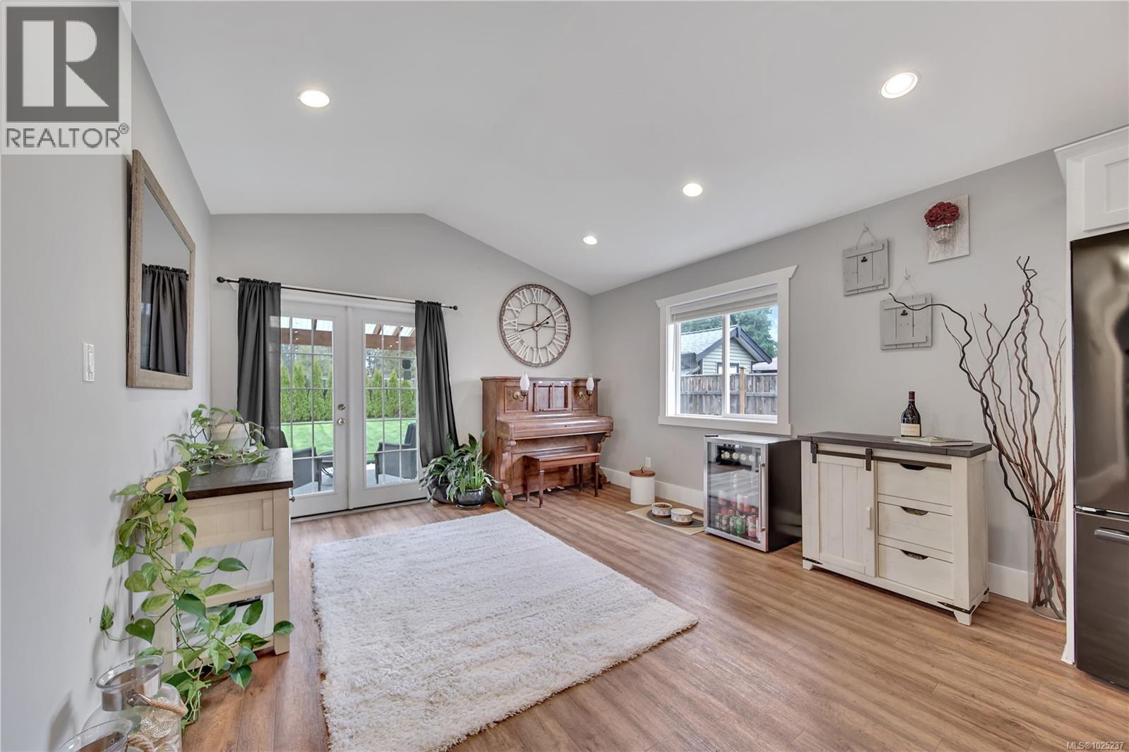 5575 Swallow Dr, Port Alberni, British Columbia  V9Y 7H1 - Photo 11 - 1025237