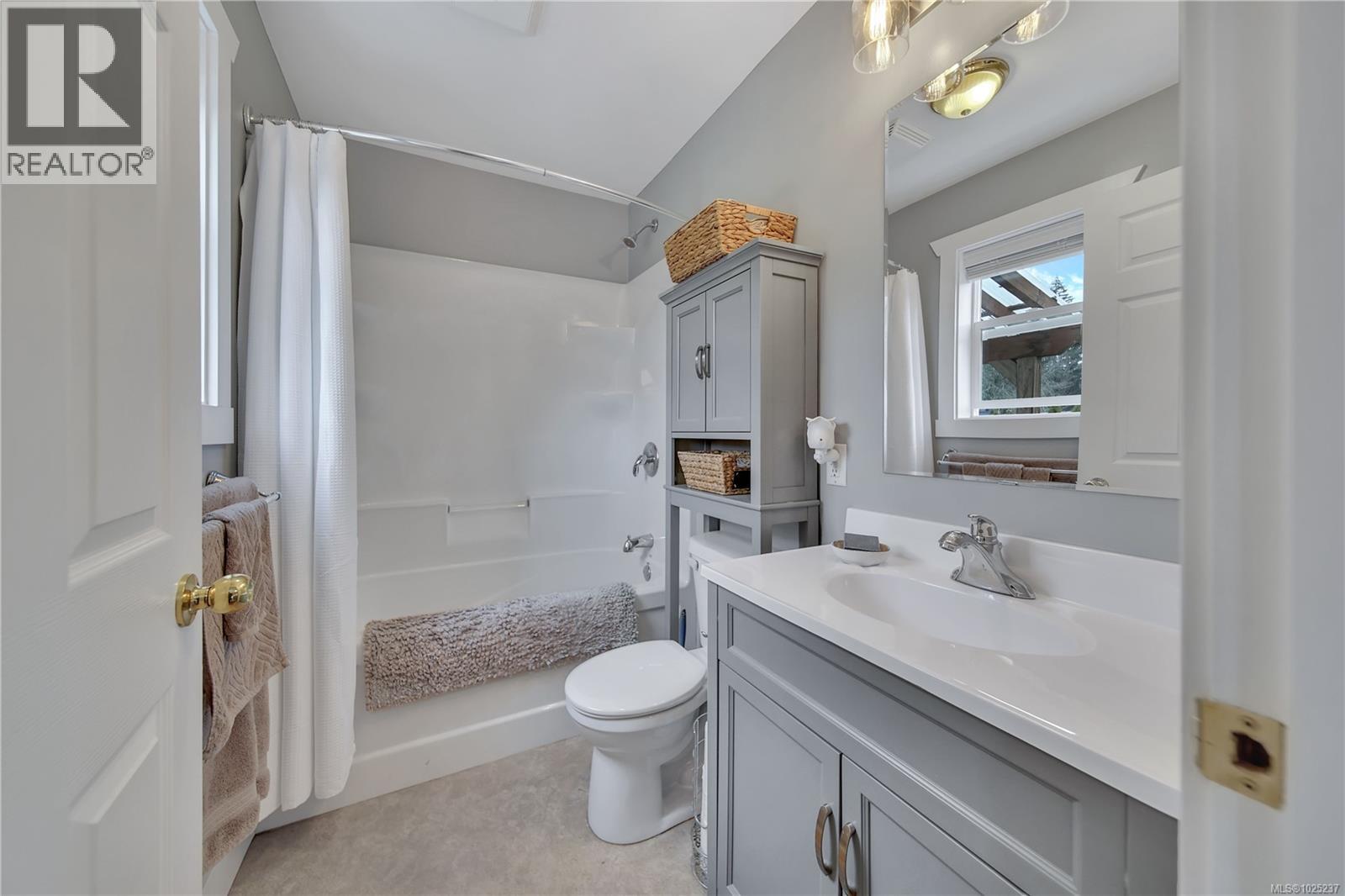 5575 Swallow Dr, Port Alberni, British Columbia  V9Y 7H1 - Photo 17 - 1025237