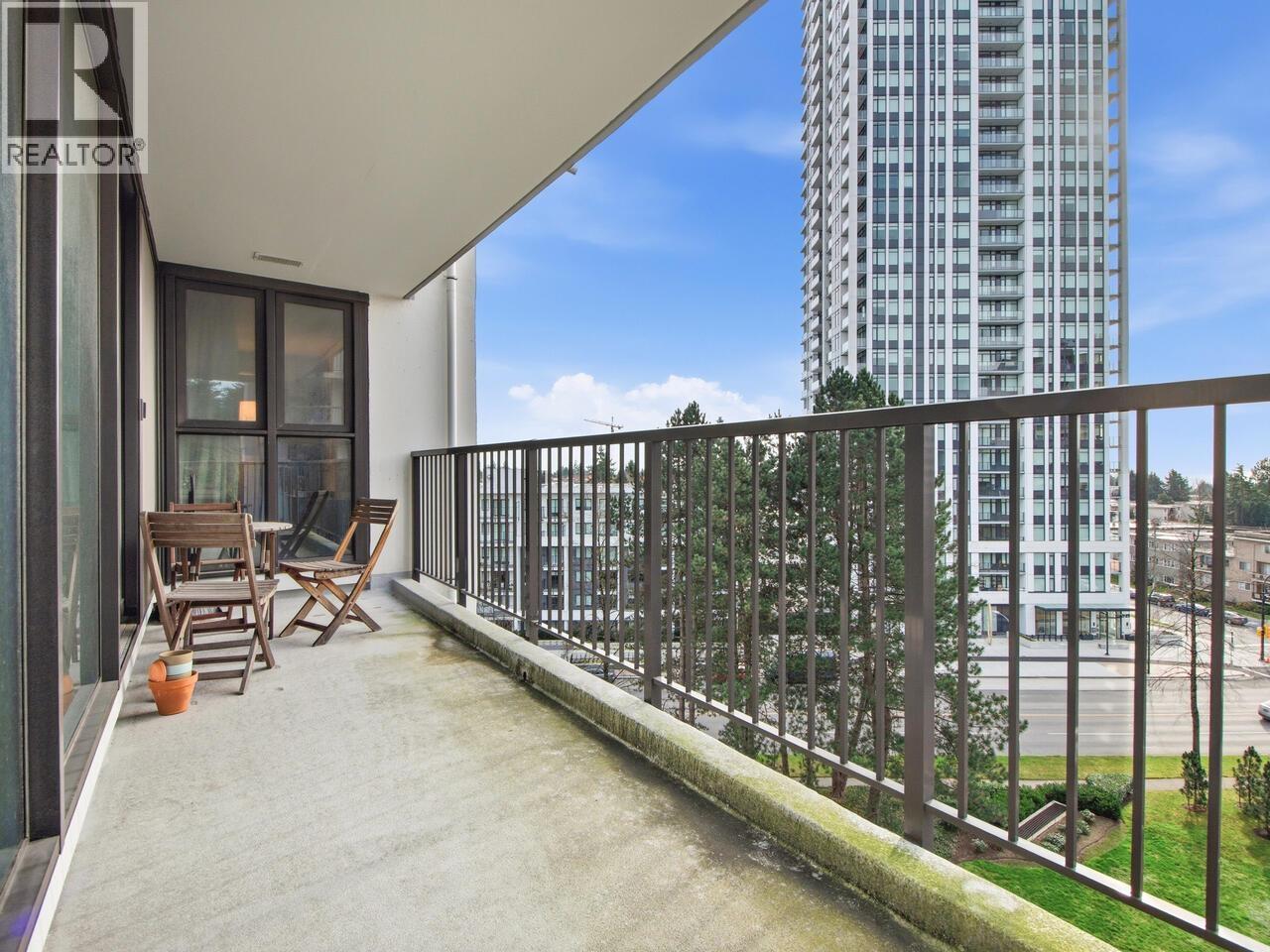 Listing Picture 20 of 25 : 808 6455 WILLINGDON AVENUE, Burnaby / 本拿比 - 魯藝地產 Yvonne Lu Group - MLS Medallion Club Member