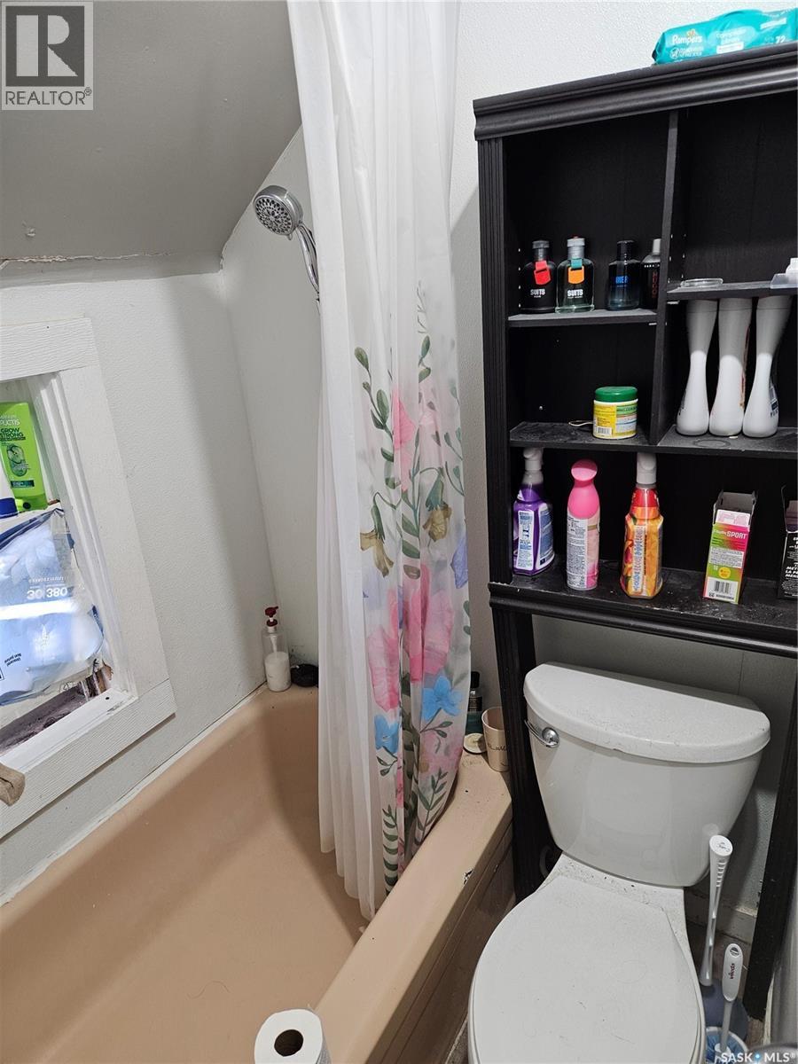 1130 Angus Street, Regina, Saskatchewan  S4T 1Y5 - Photo 13 - SK028226