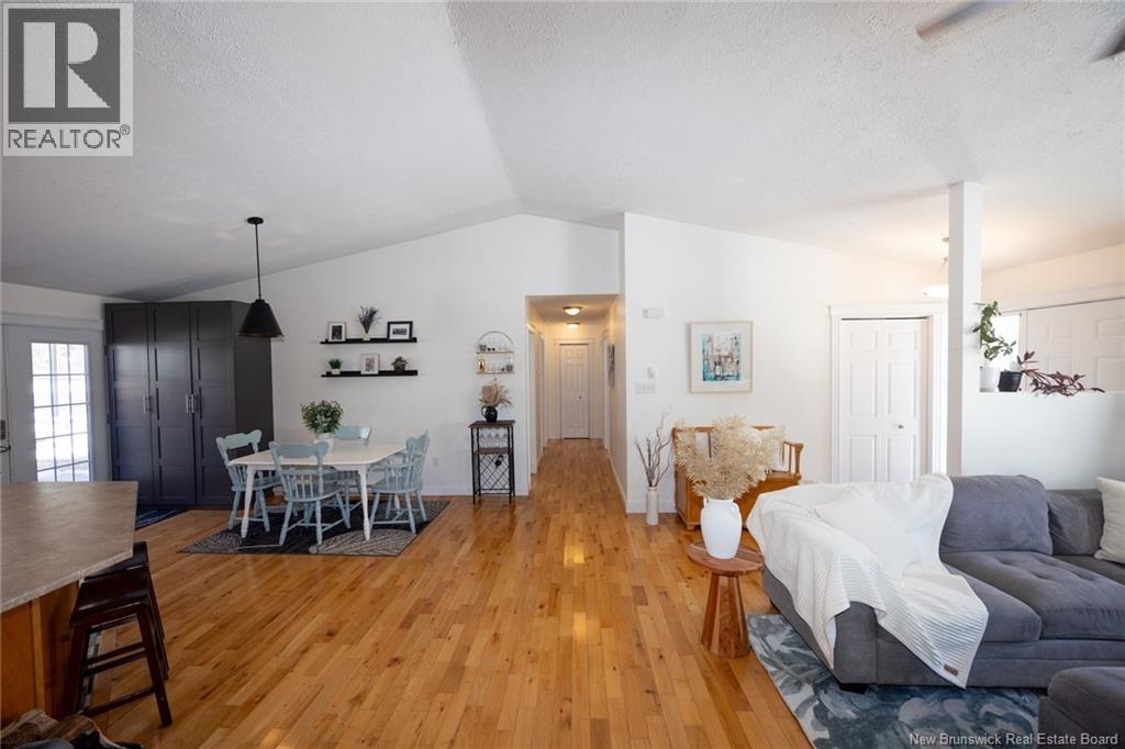 1 Birch Crescent, Fredericton, New Brunswick  E3A 3S8 - Photo 11 - NB133398