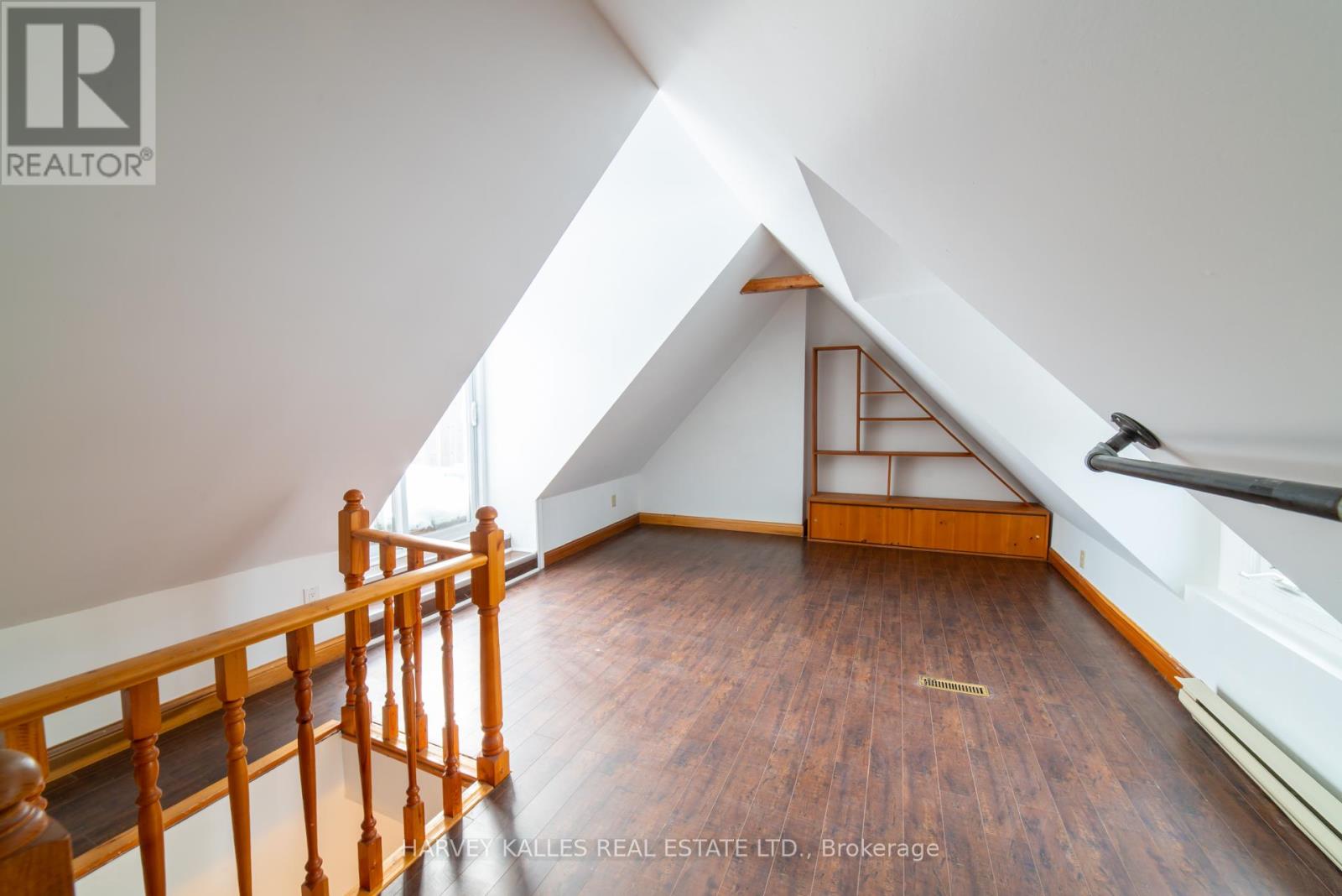 Upper - 885 Davenport Road, Toronto (Wychwood), Ontario  M6G 2B4 - Photo 13 - C12758000