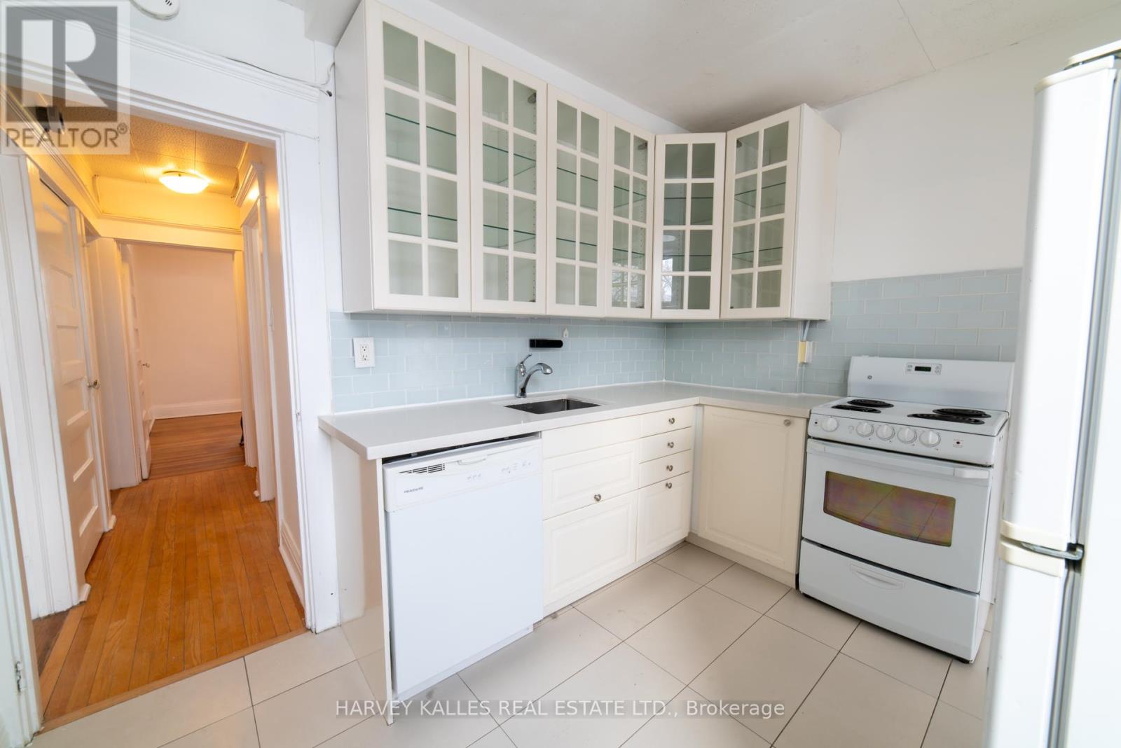 Upper - 885 Davenport Road, Toronto (Wychwood), Ontario  M6G 2B4 - Photo 4 - C12758000