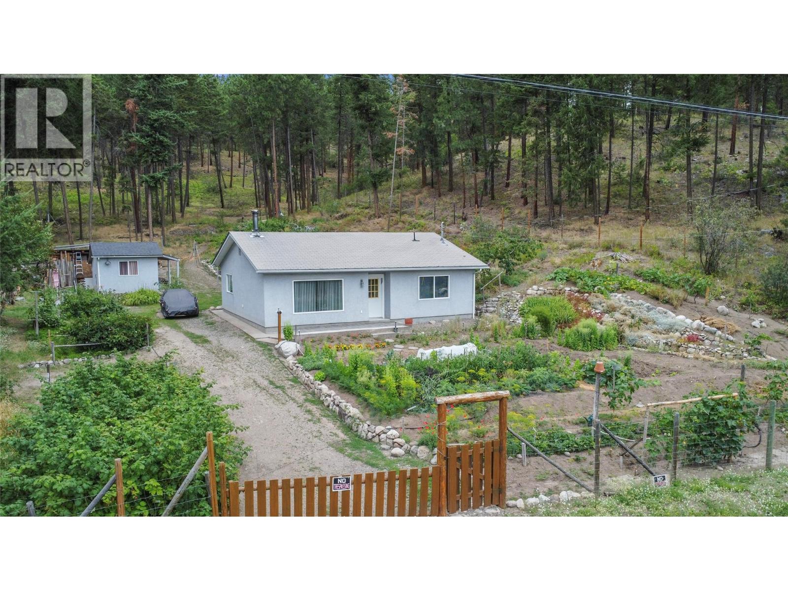 7410 Shalal Road Kelowna Photo 32