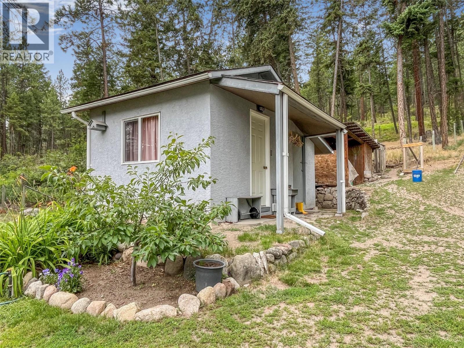 7410 Shalal Road Kelowna Photo 39