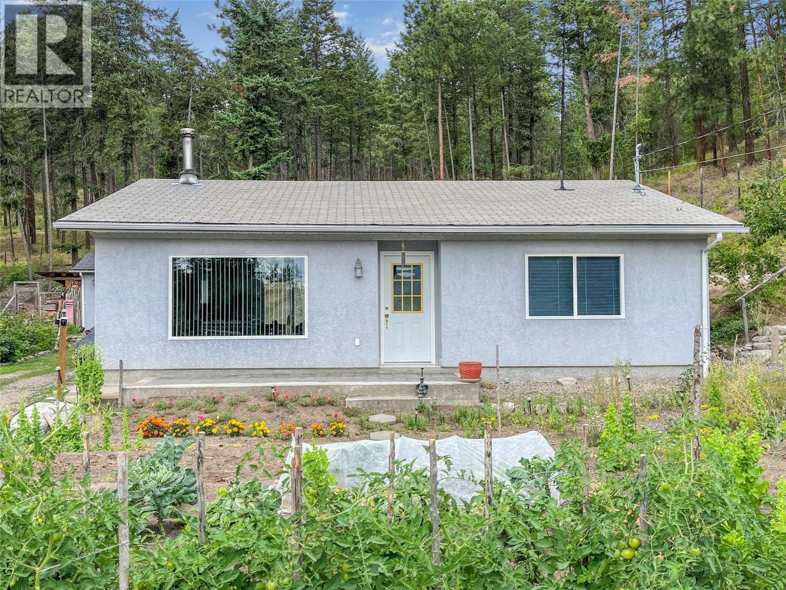 7410 Shalal Road Kelowna Photo 4