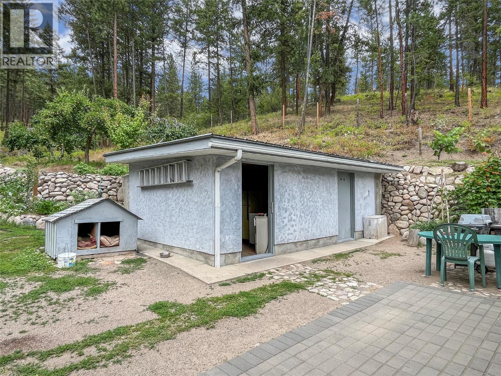 7410 Shalal Road Kelowna Photo 40