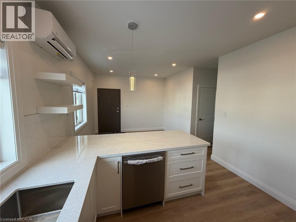 137 Whitley Street Unit# 2, Cambridge, Ontario  N3H 4K7 - Photo 2 - 40803992