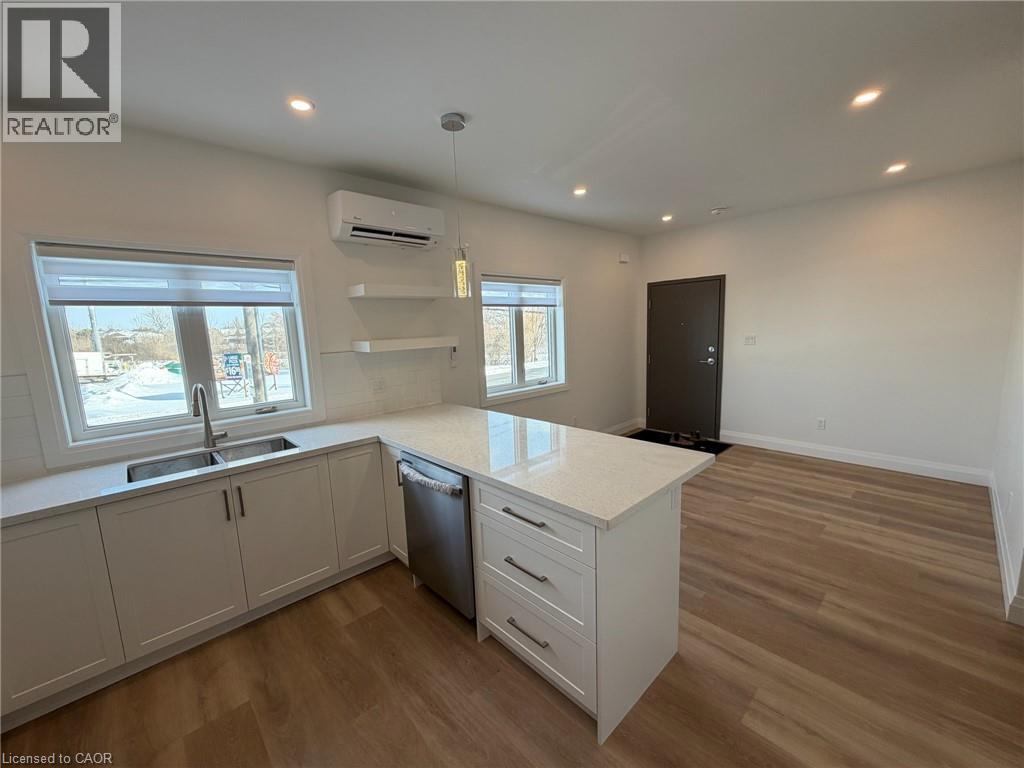 137 Whitley Street Unit# 2, Cambridge, Ontario  N3H 4K7 - Photo 3 - 40803992