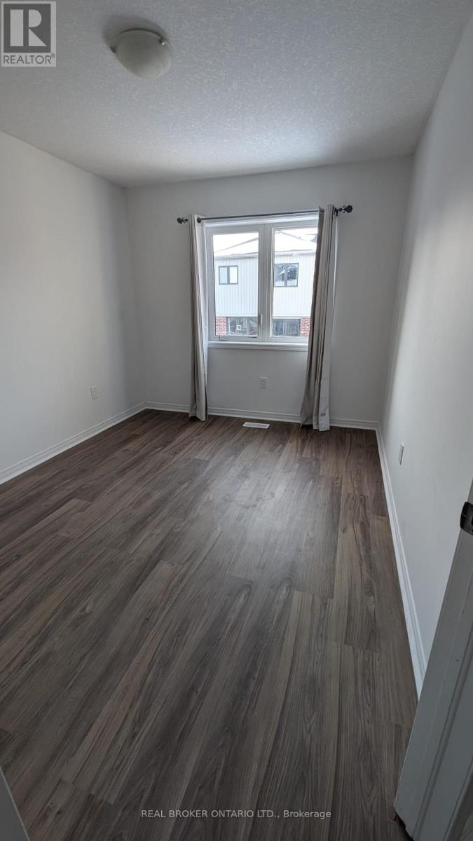 19 Cromarty Avenue, Haldimand, Ontario  N3W 0B6 - Photo 17 - X12582442