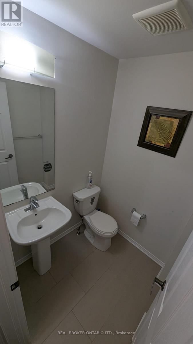 19 Cromarty Avenue, Haldimand, Ontario  N3W 0B6 - Photo 6 - X12582442