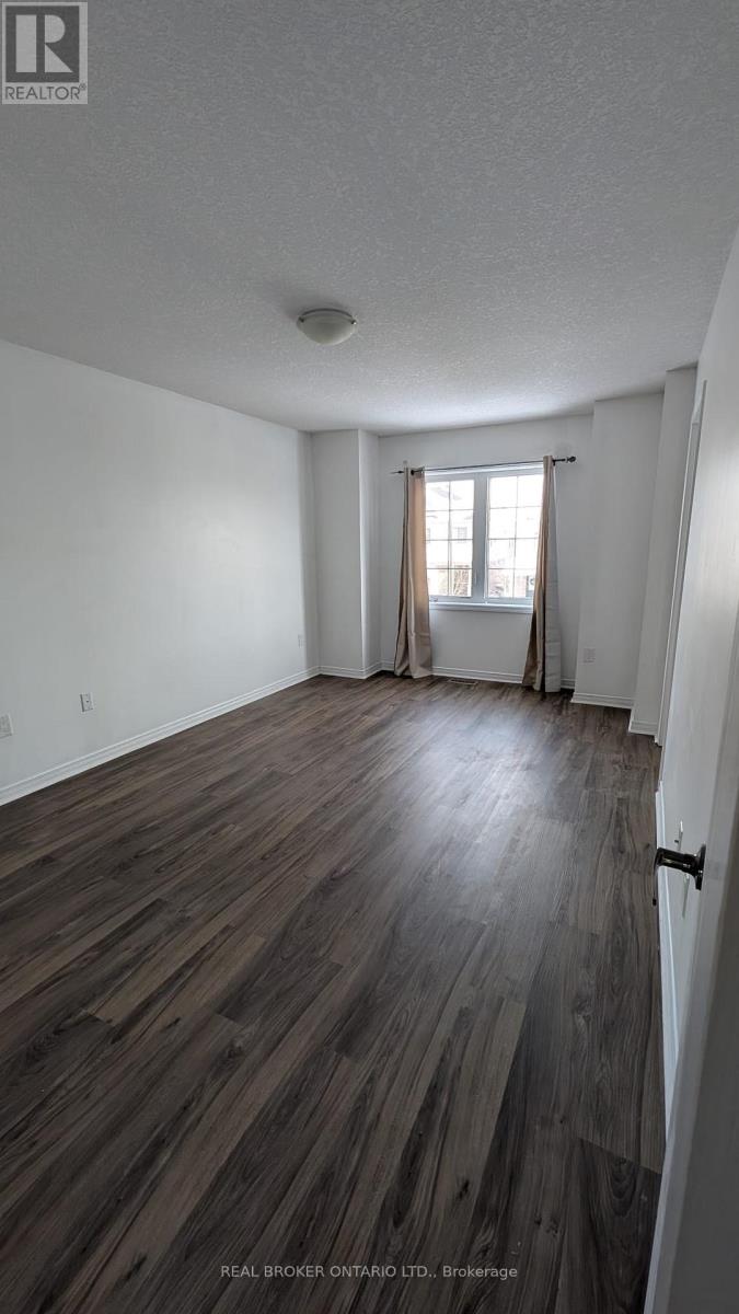 19 Cromarty Avenue, Haldimand, Ontario  N3W 0B6 - Photo 15 - X12582442