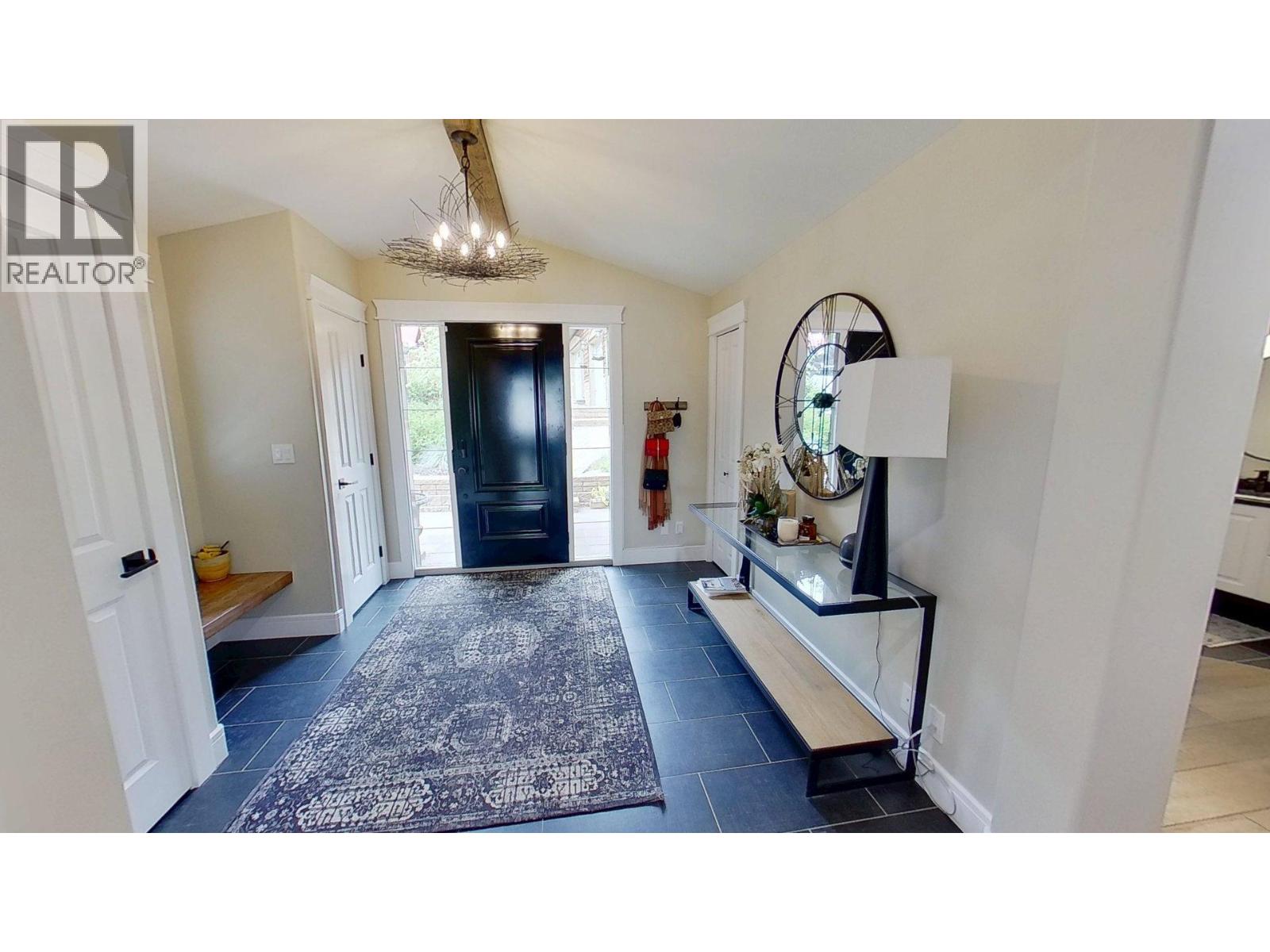 13775 Golf Course Road, Charlie Lake, British Columbia  V1J 8K8 - Photo 12 - R3087575