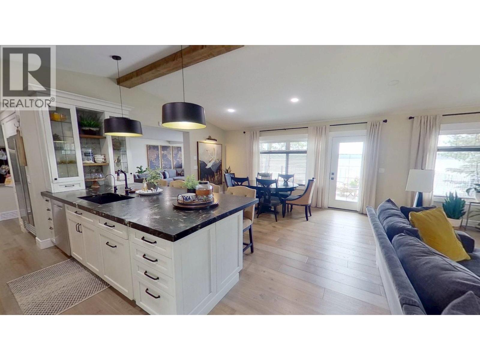 13775 Golf Course Road, Charlie Lake, British Columbia  V1J 8K8 - Photo 15 - R3087575