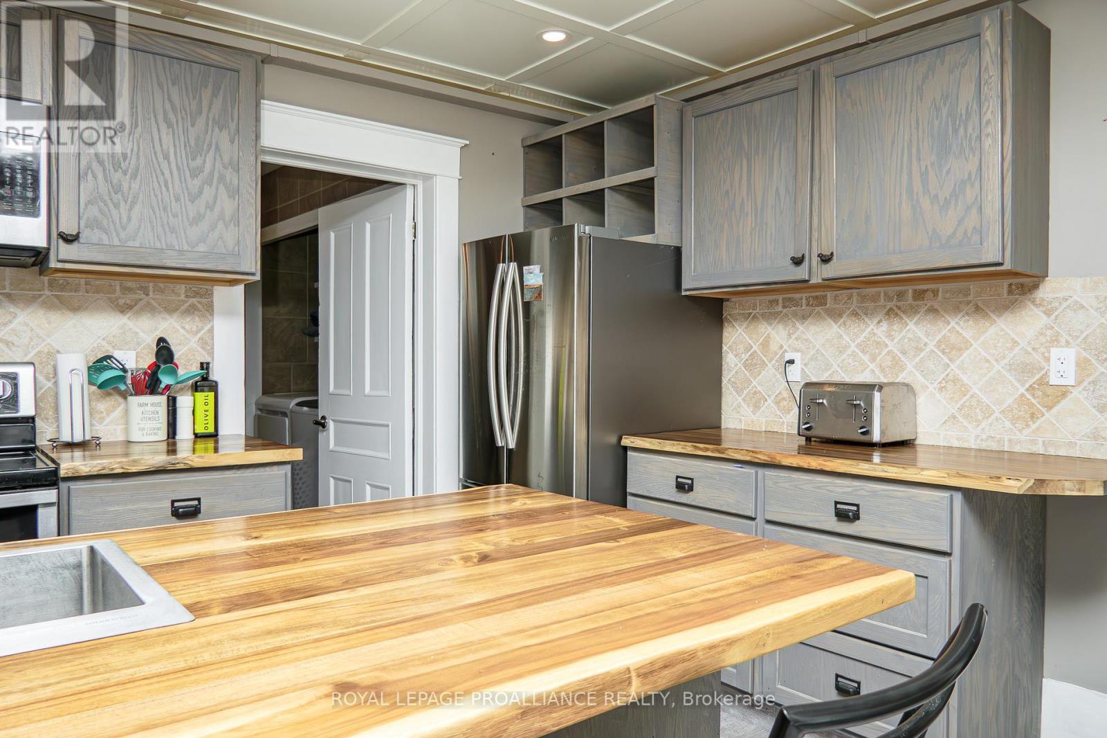 146 Creswell Drive, Quinte West, Ontario  K8V 3H5 - Photo 21 - X12772436