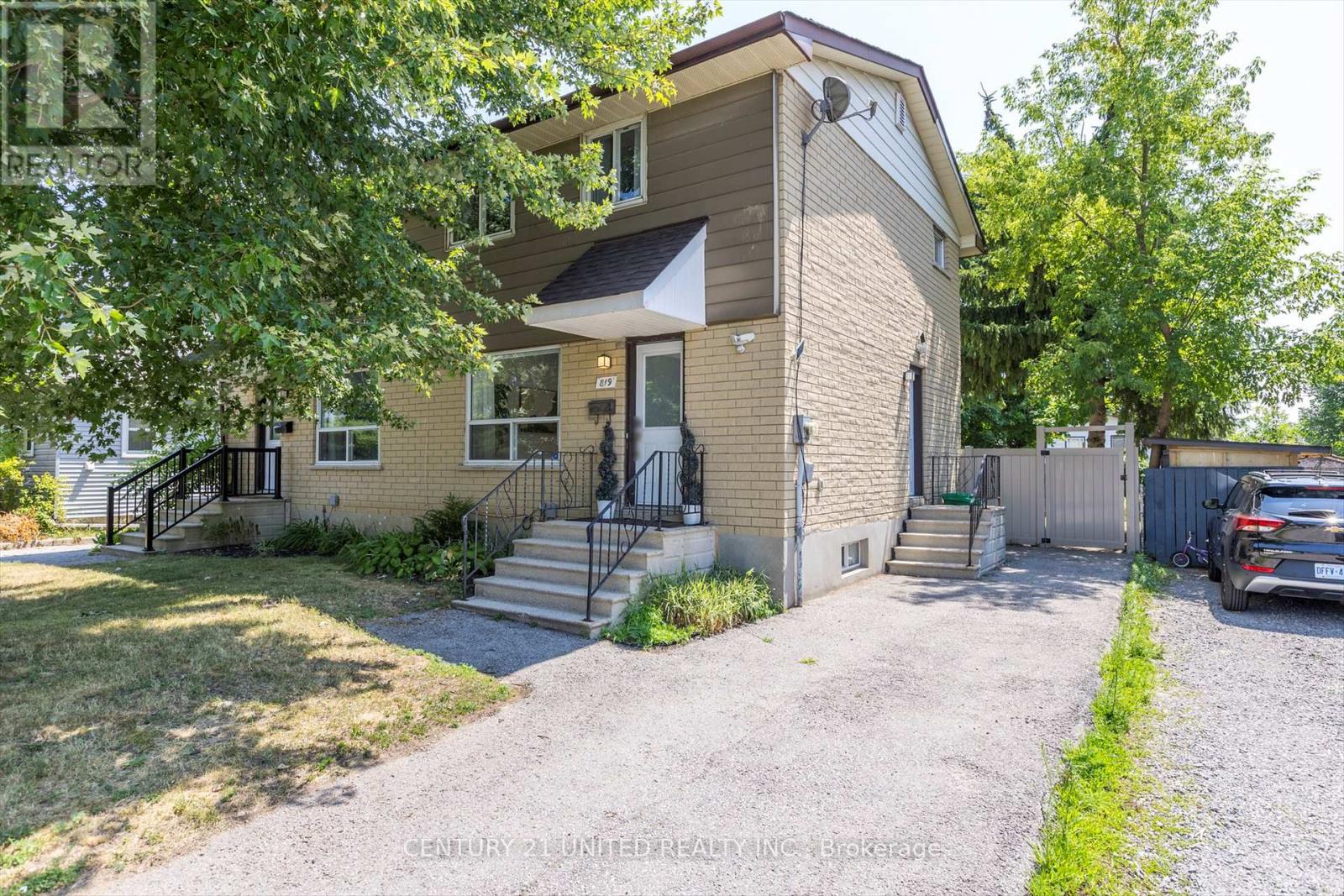 819 Cameron Street, Peterborough, Ontario  K9J 4A2 - Photo 1 - X12772494