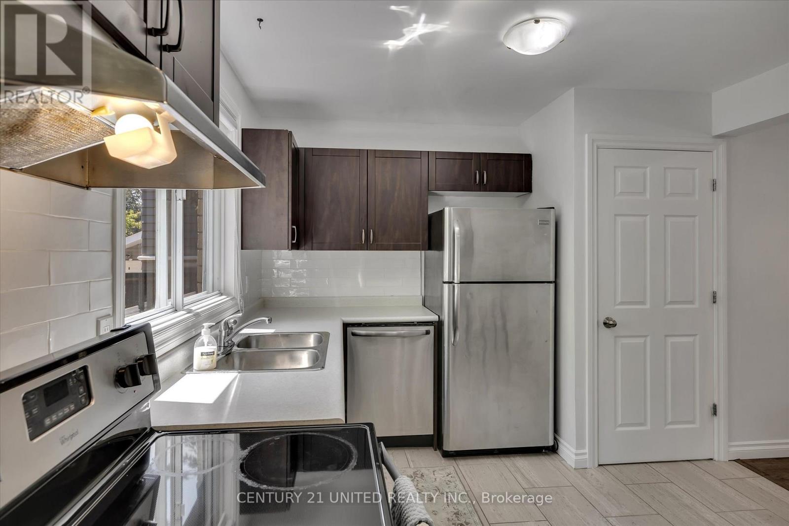 819 Cameron Street, Peterborough, Ontario  K9J 4A2 - Photo 14 - X12772494