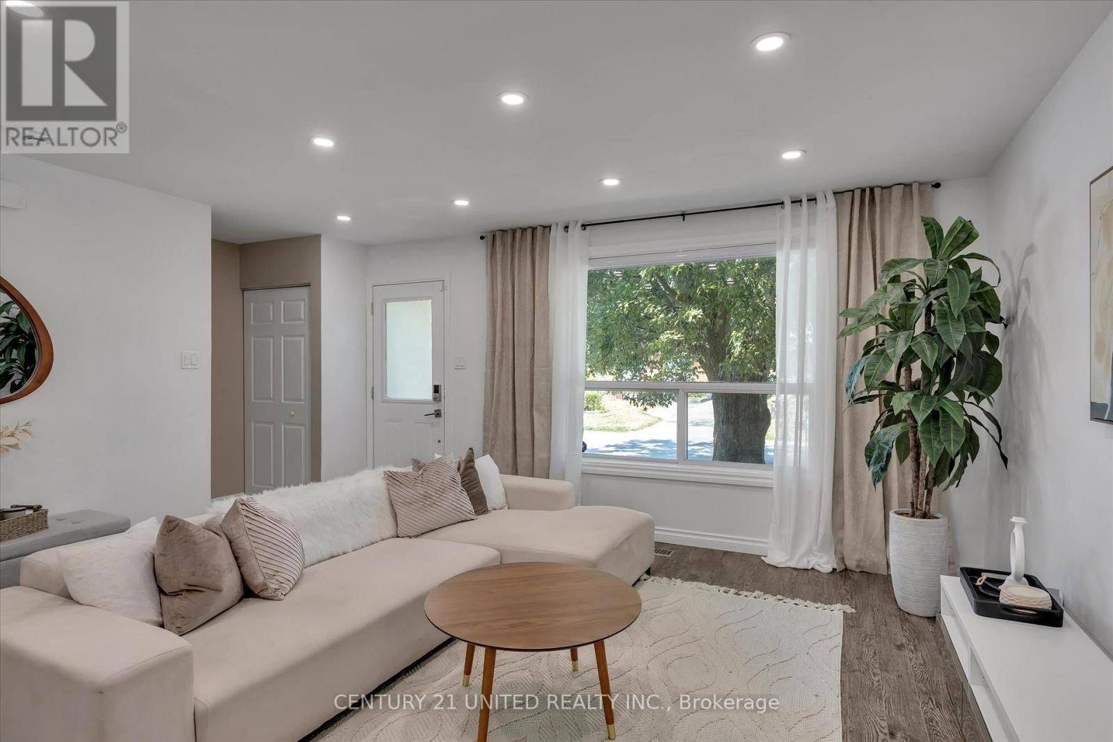 819 Cameron Street, Peterborough, Ontario  K9J 4A2 - Photo 6 - X12772494