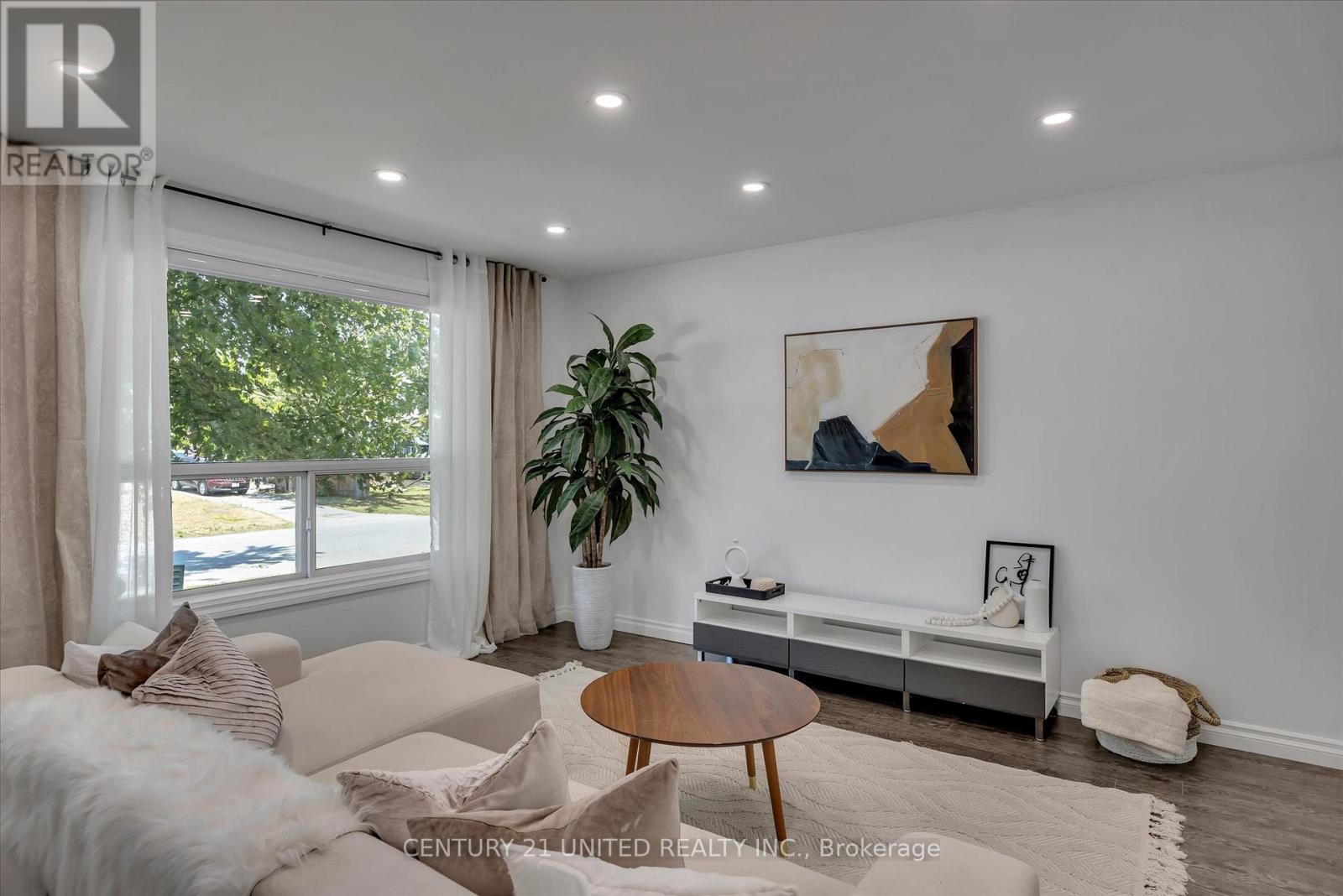 819 Cameron Street, Peterborough, Ontario  K9J 4A2 - Photo 7 - X12772494