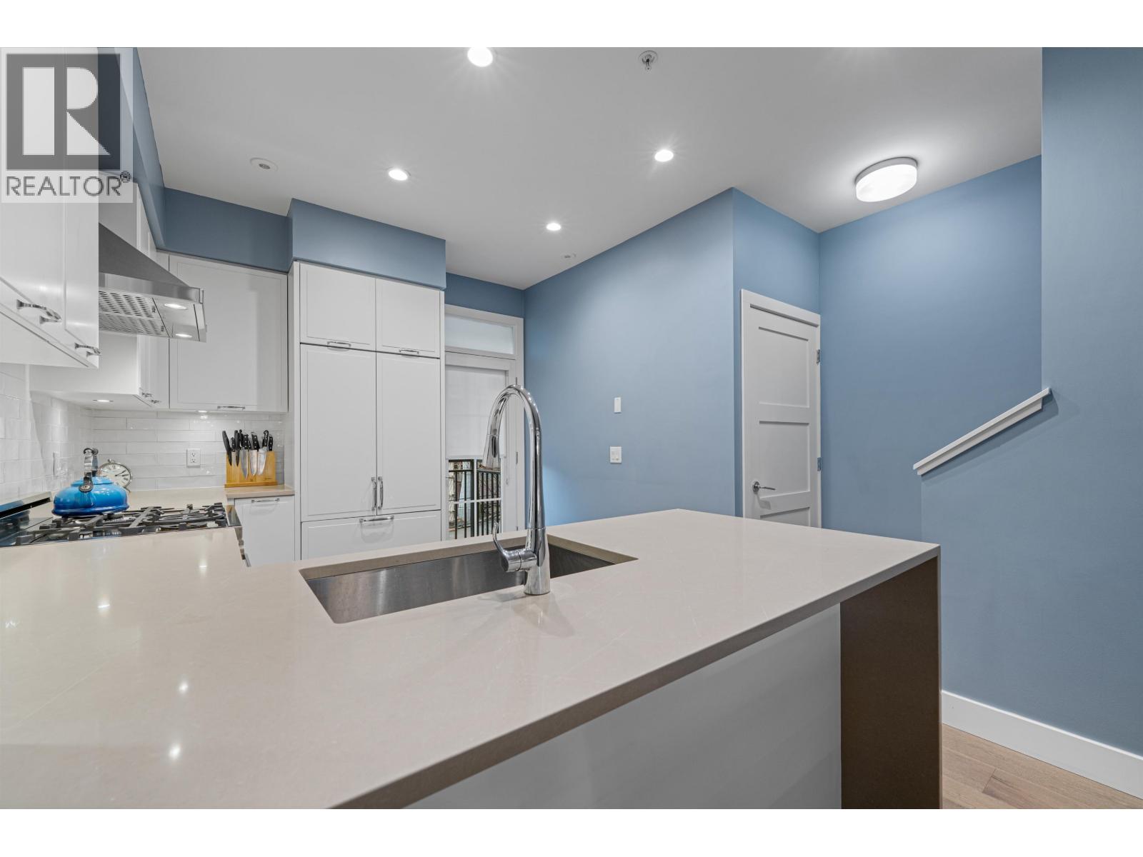 Listing Picture 11 of 39 : 8121 SHAUGHNESSY STREET, Vancouver / 溫哥華 - 魯藝地產 Yvonne Lu Group - MLS Medallion Club Member