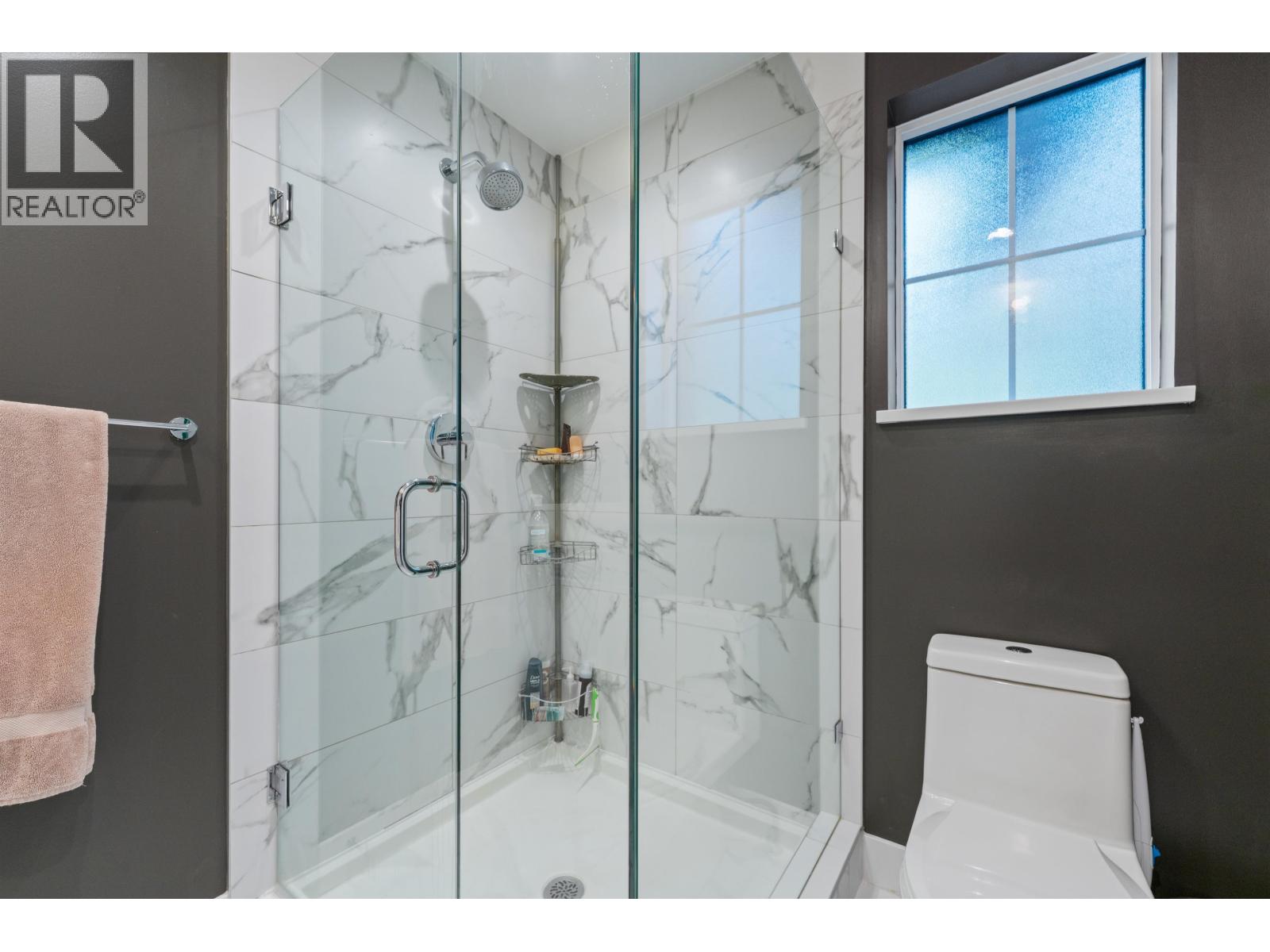 Listing Picture 29 of 39 : 8121 SHAUGHNESSY STREET, Vancouver / 溫哥華 - 魯藝地產 Yvonne Lu Group - MLS Medallion Club Member