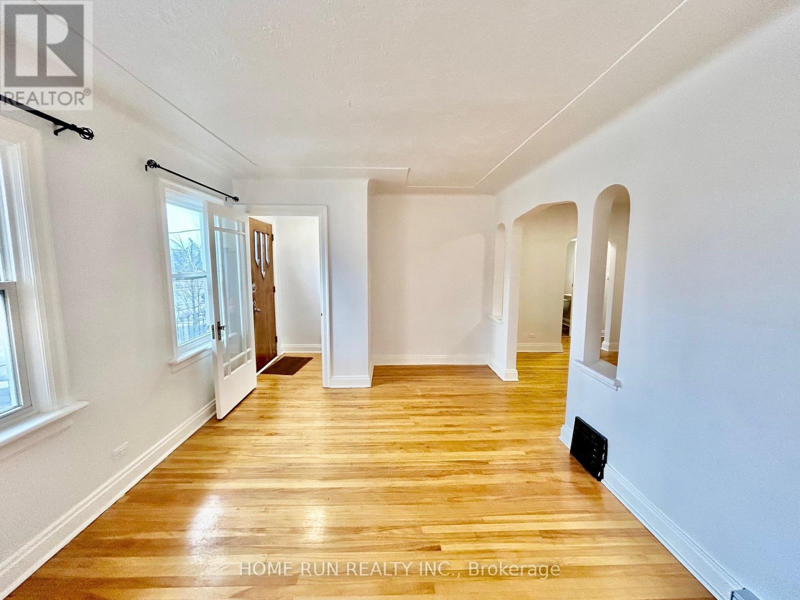 704 Brookfield Road, Ottawa, Ontario  K1V 6J4 - Photo 6 - X12772510