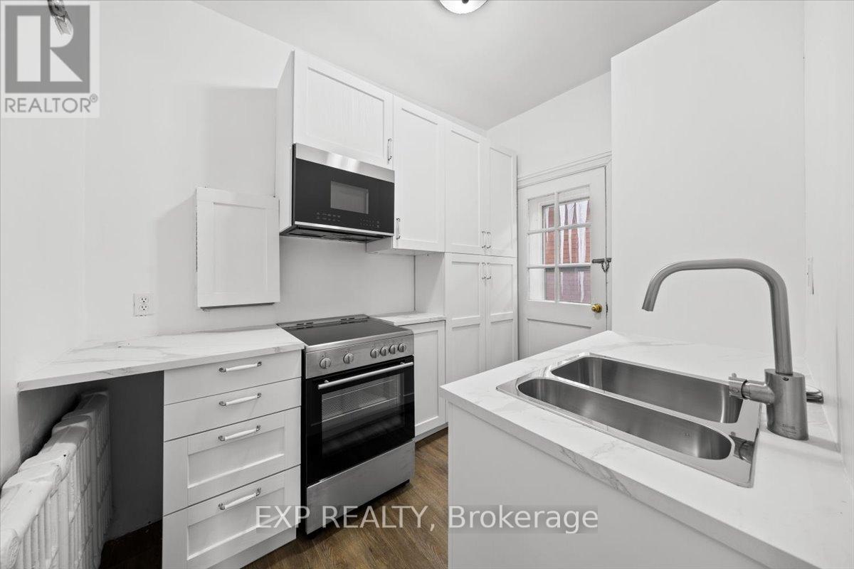 3 - 484 Gilmour Street, Ottawa, Ontario  K1R 5L4 - Photo 5 - X12772546