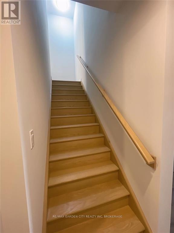 2-Upper Level - 13 Valley Road, St. Catharines (Western Hill), Ontario  L2S 1Y7 - Photo 18 - X12772366