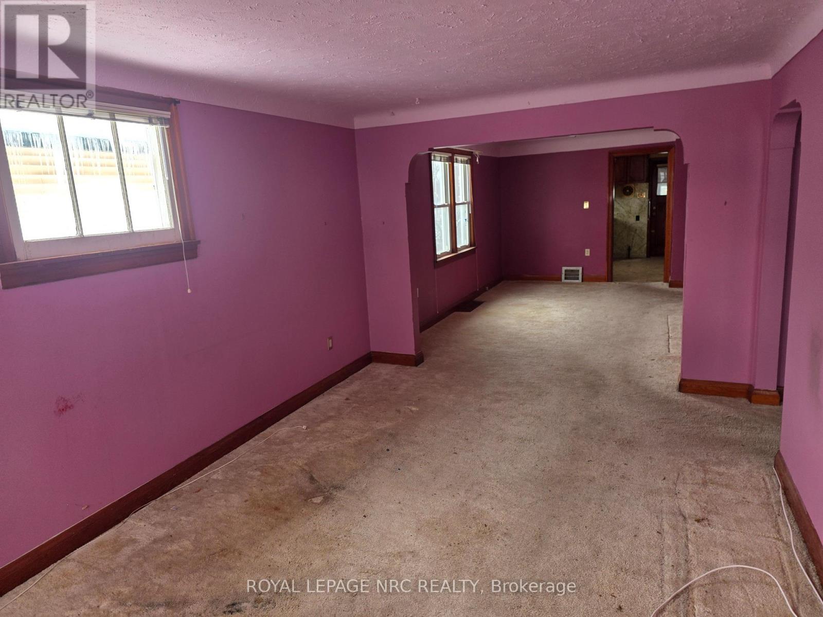 15 Mildred Avenue, St. Catharines, Ontario  L2R 6H9 - Photo 10 - X12772452