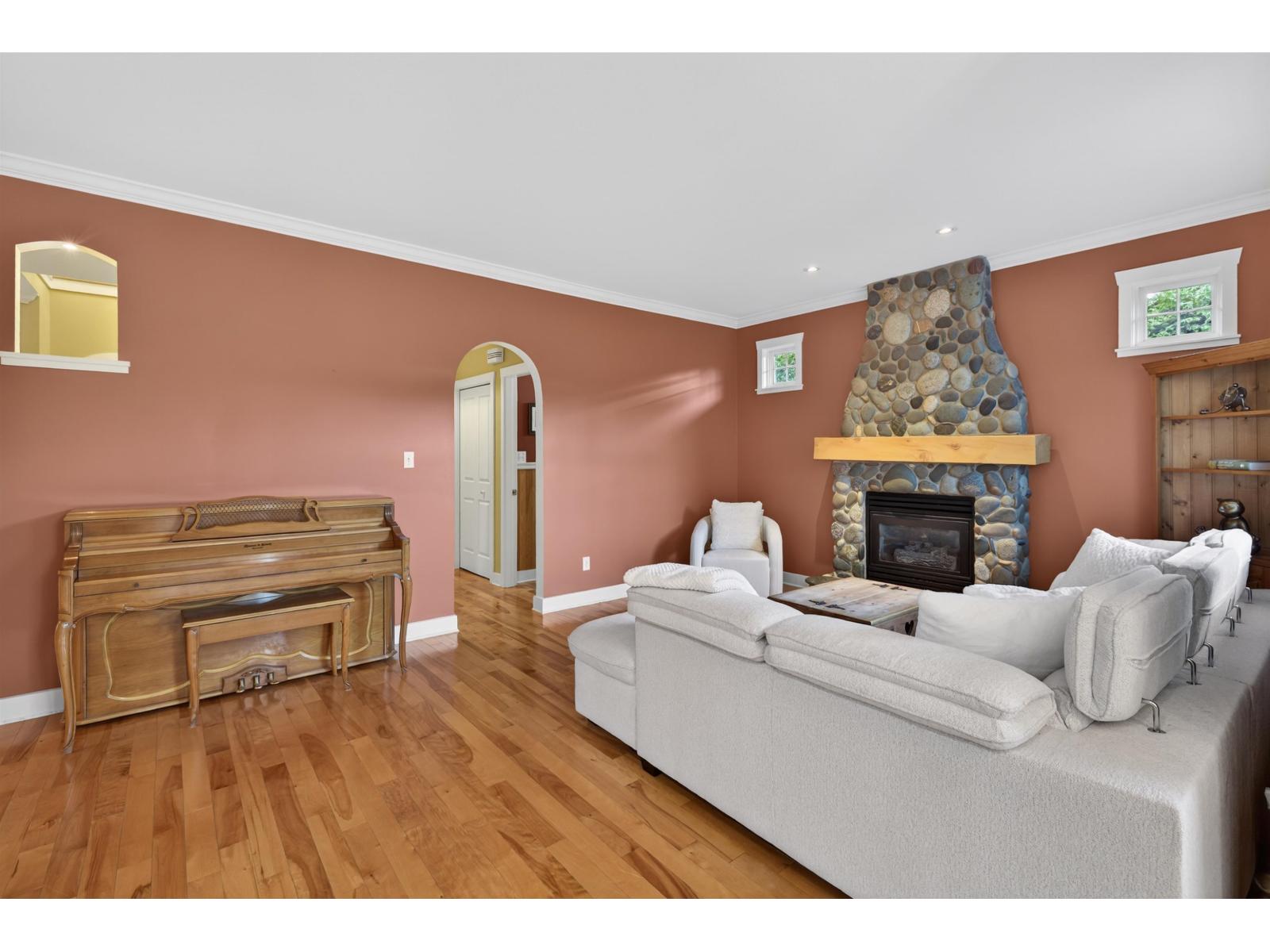 1930 140 Street, Surrey, British Columbia  V4A 4H3 - Photo 9 - R3087917