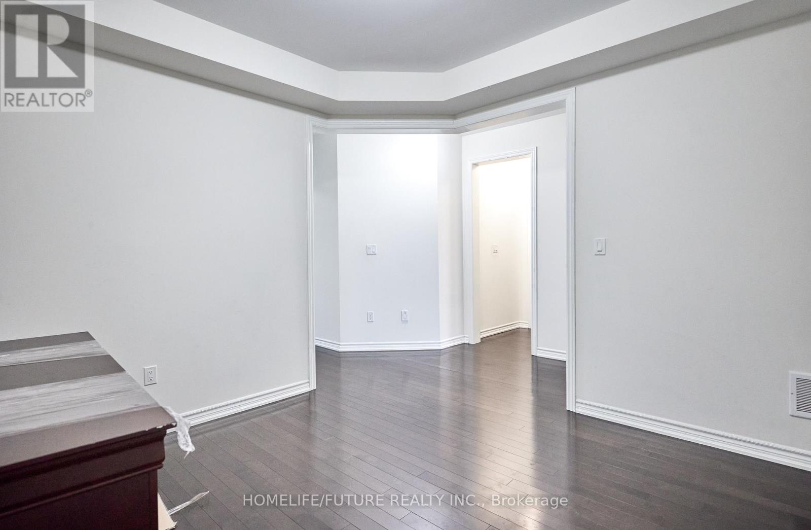 357 Danny Wheeler Boulevard, Georgina, Ontario  L4P 0K2 - Photo 11 - N12767682