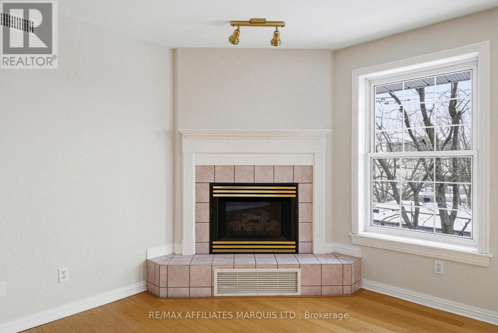 304 - 301 Water Street W, Cornwall, Ontario  K6J 1A5 - Photo 17 - X12764992