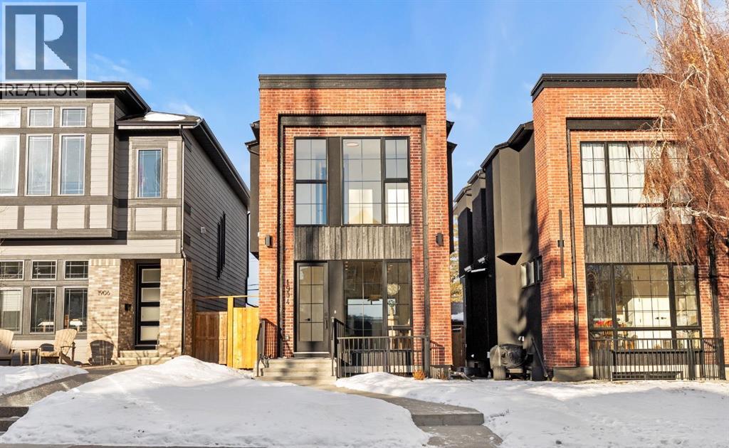 1904 48 Avenue SW, Calgary, Alberta