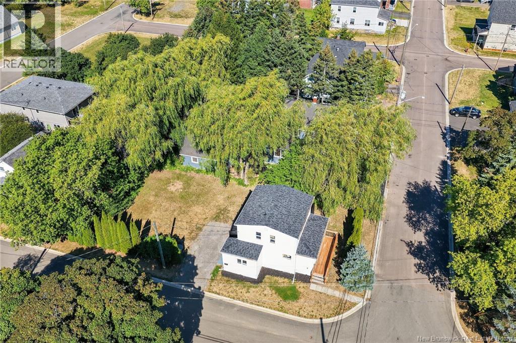 42 Germain, Moncton, New Brunswick  E1A 3X6 - Photo 2 - NB133213