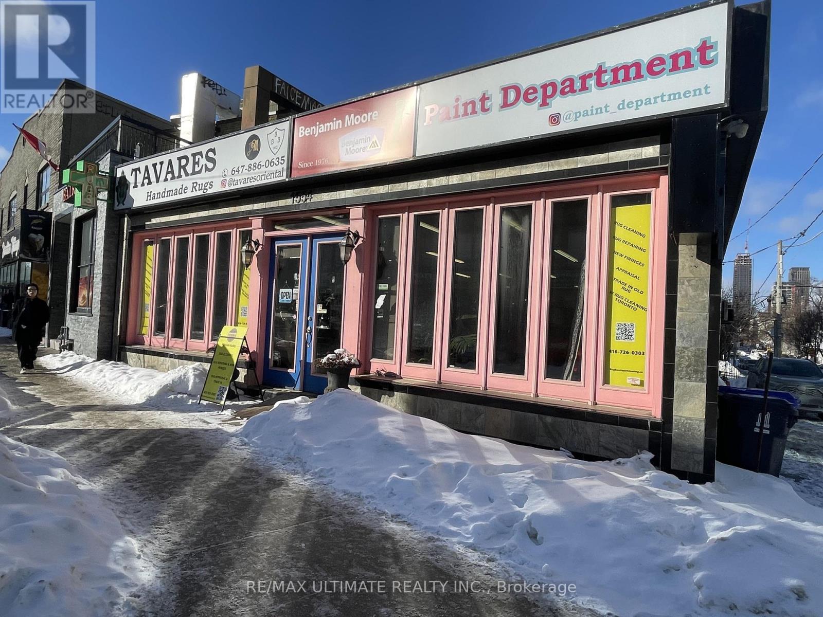 1554 Dundas Street W, Toronto, Ontario  M6K 1T8 - Photo 1 - C12772354