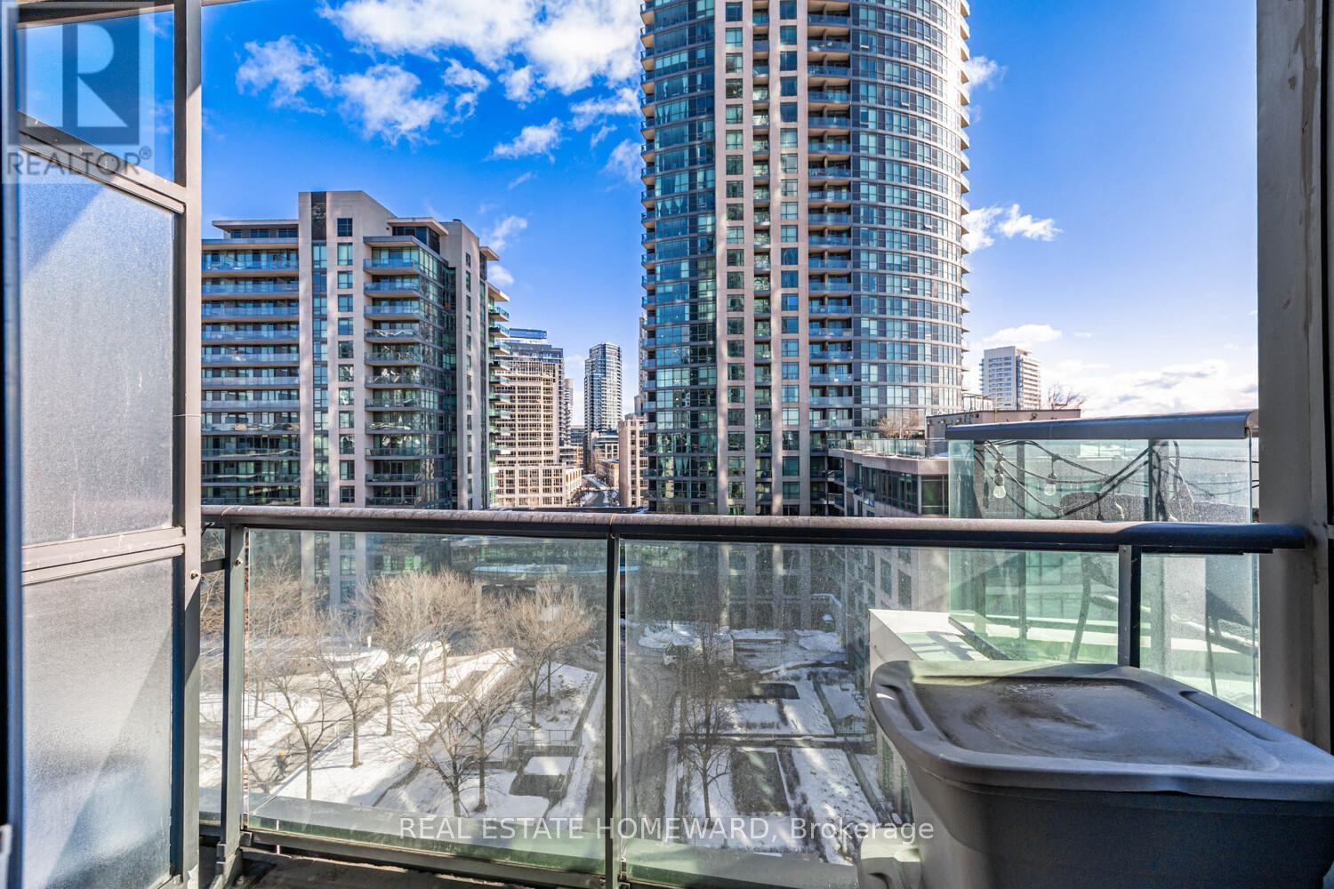 806 - 219 Fort York Boulevard, Toronto, Ontario  M5V 1B1 - Photo 21 - C12772392