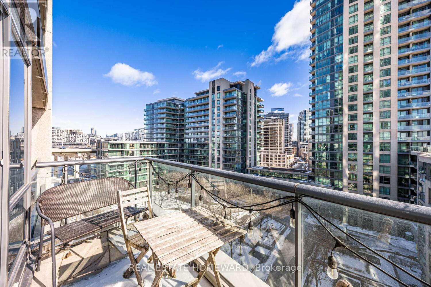 806 - 219 Fort York Boulevard, Toronto, Ontario  M5V 1B1 - Photo 24 - C12772392