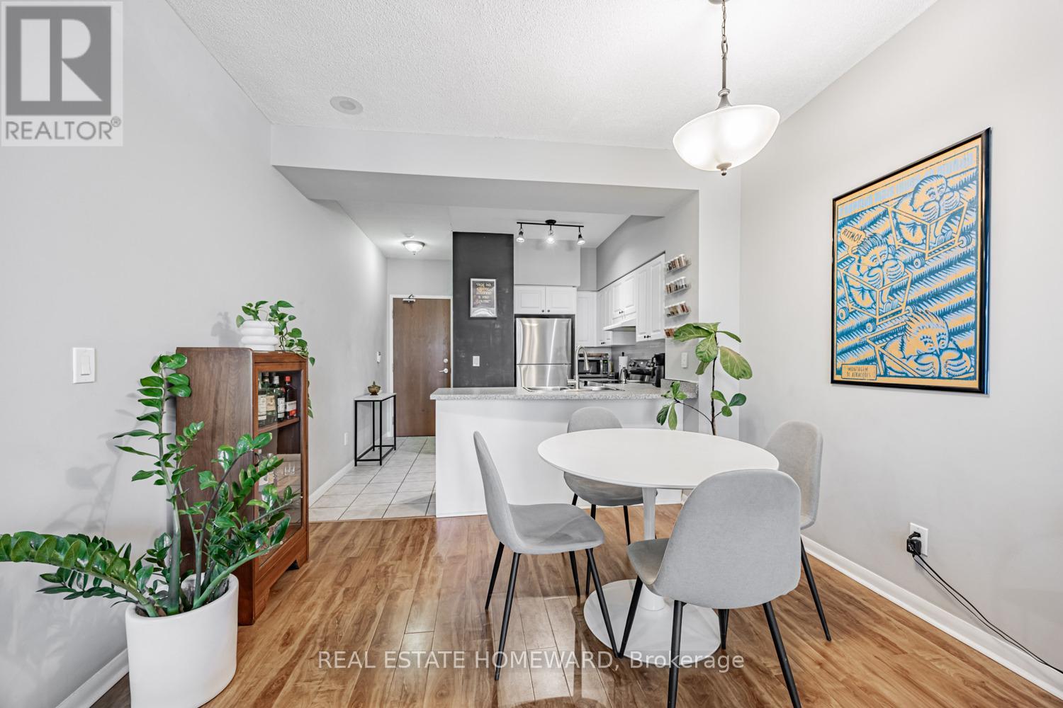 806 - 219 Fort York Boulevard, Toronto, Ontario  M5V 1B1 - Photo 9 - C12772392