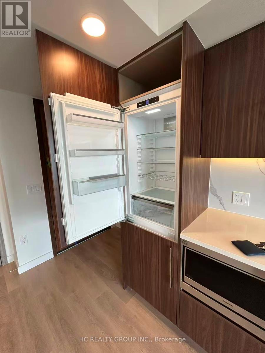 4702 - 3 Concord Cityplace Way, Toronto, Ontario  M5V 0X4 - Photo 13 - C12772432