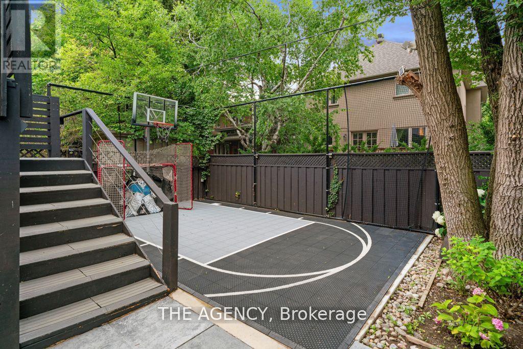 52 Carmichael Avenue, Toronto, Ontario  M5M 2W7 - Photo 35 - C12772480