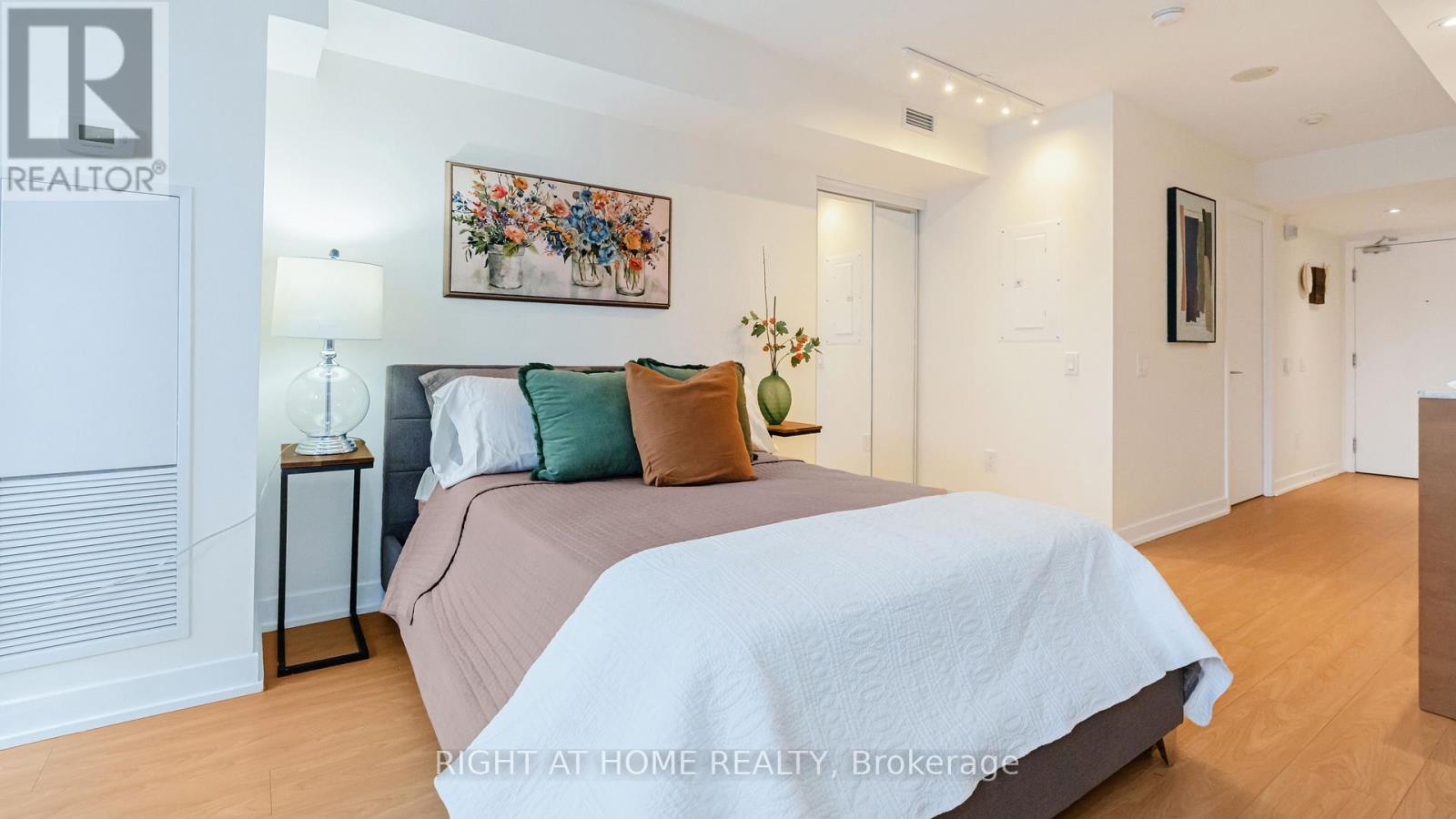 317 - 121 Mcmahon Drive, Toronto, Ontario  M2K 0C1 - Photo 19 - C12772532