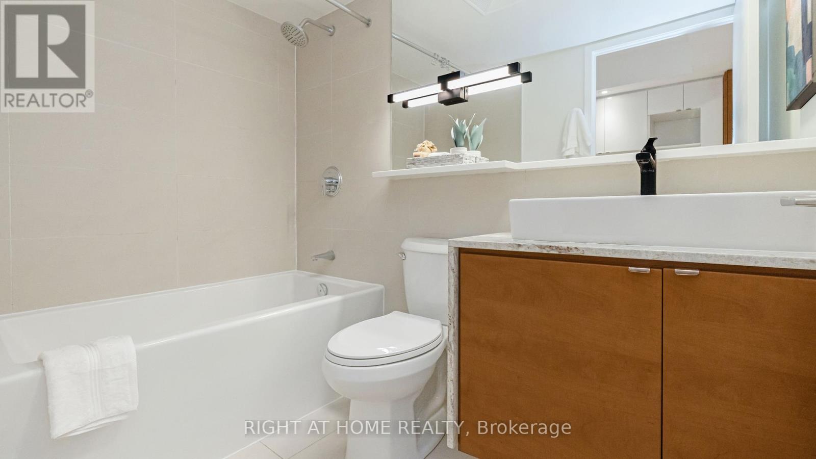 317 - 121 Mcmahon Drive, Toronto, Ontario  M2K 0C1 - Photo 24 - C12772532