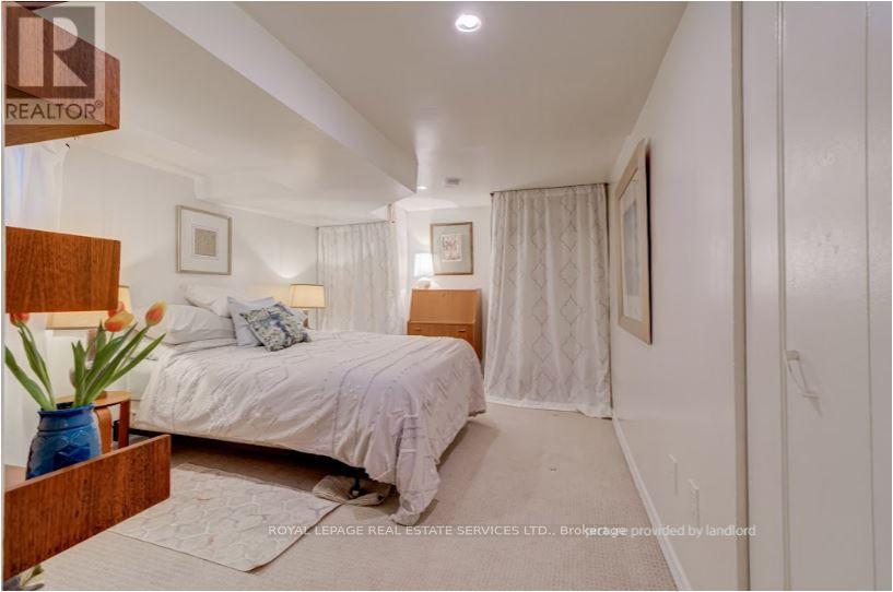 Lower - 27 Bank Street, Toronto, Ontario  M6K 1R4 - Photo 21 - C12772558