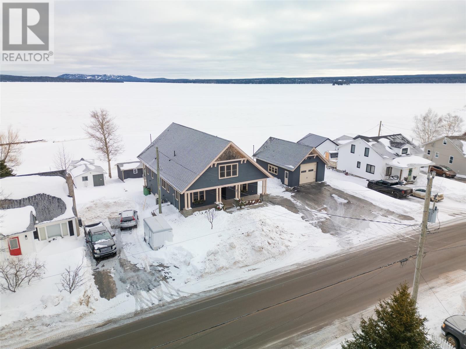 28 Church Road, Botwood, Newfoundland & Labrador