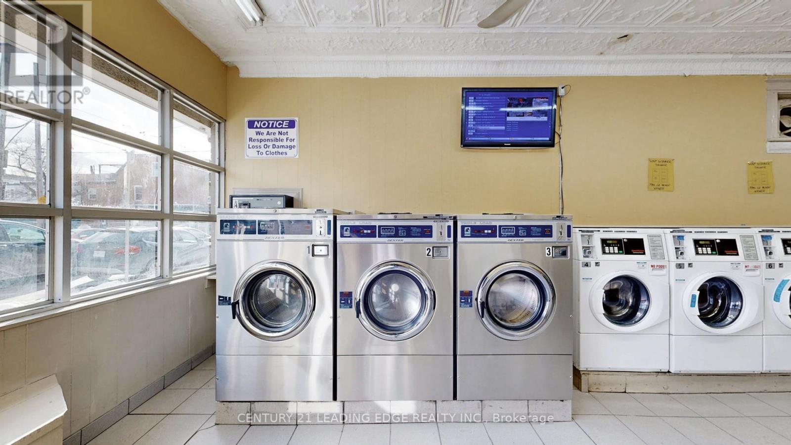 1048 Gerrard Street E, Toronto, Ontario  M4M 1Z8 - Photo 8 - E12772442