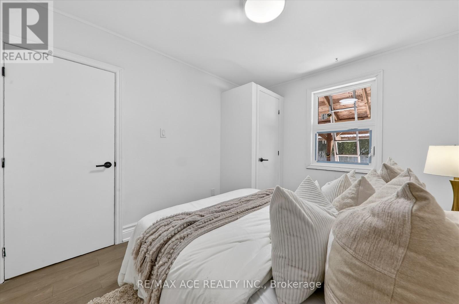 233 Oakridge Drive, Toronto, Ontario  M1M 2B5 - Photo 21 - E12772484