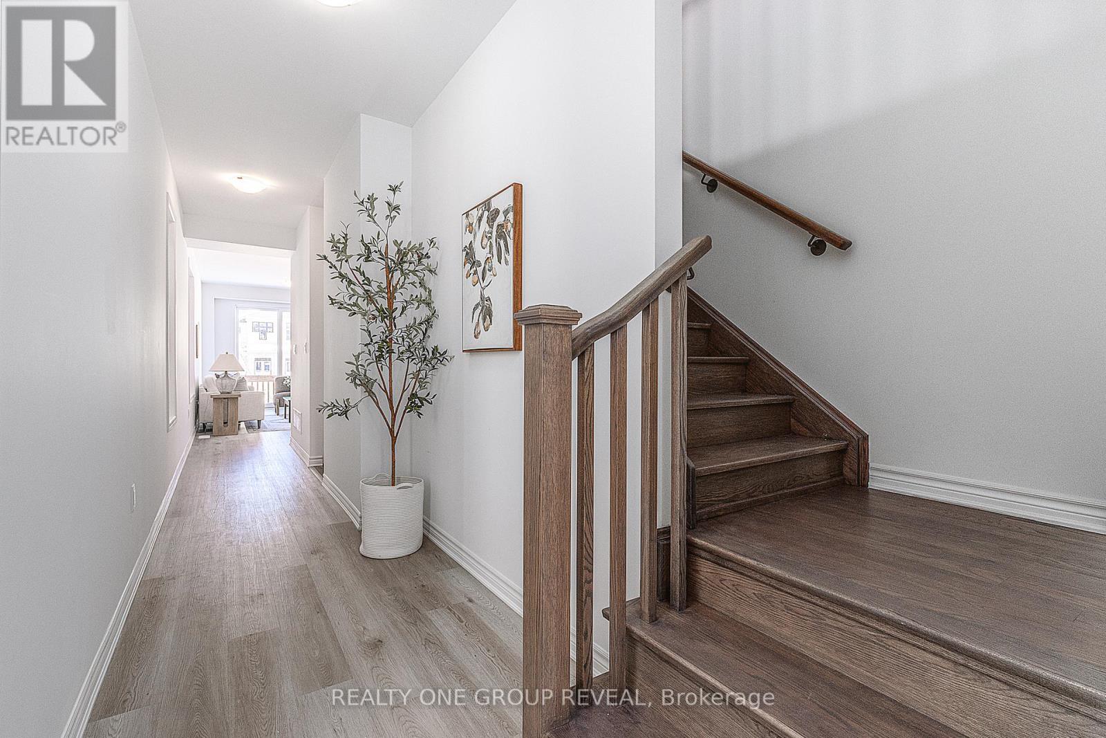 3515 Brickyard Drive, Pickering, Ontario  L1X 0J2 - Photo 3 - E12772566