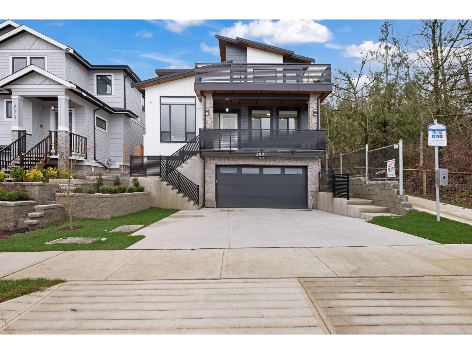 6931 205 Street, Langley, British Columbia  V2Y 1R2 - Photo 2 - R3087675