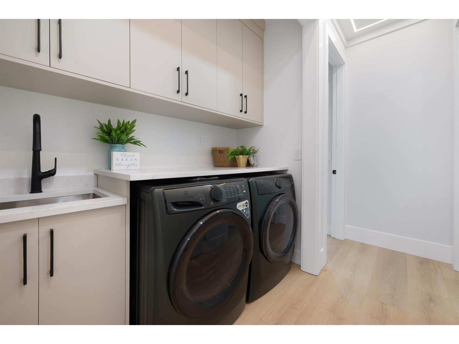 6931 205 Street, Langley, British Columbia  V2Y 1R2 - Photo 31 - R3087675