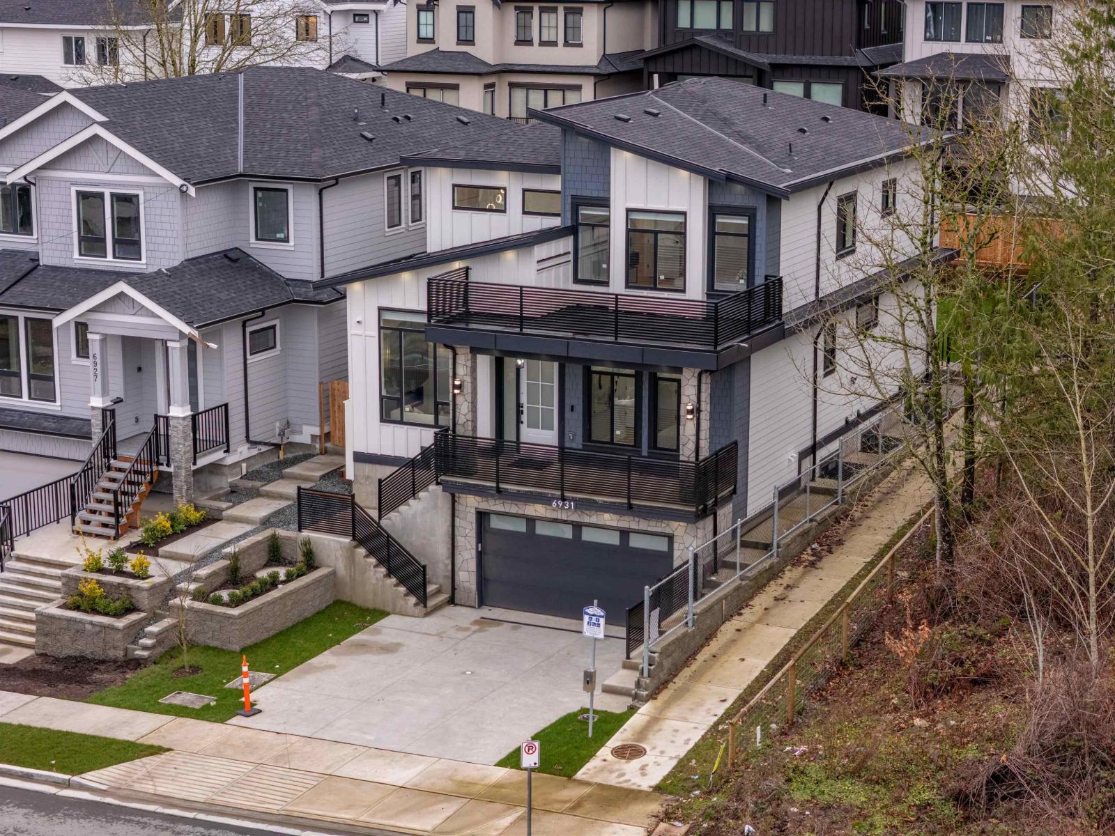 6931 205 Street, Langley, British Columbia  V2Y 1R2 - Photo 4 - R3087675